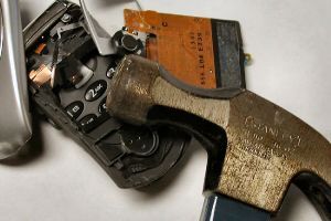257954_hammered_phone 257954_hammered_phone
