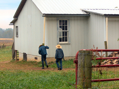 Amish_school_children Amish_school_children