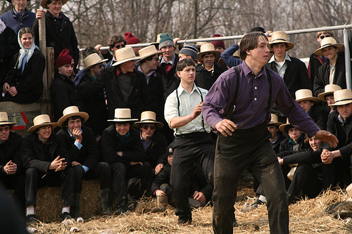 Pennsylvania Dutch plain people sport Amish eck balle cornerball Pennsylvania Dutch plain people sport Amish eck balle cornerball